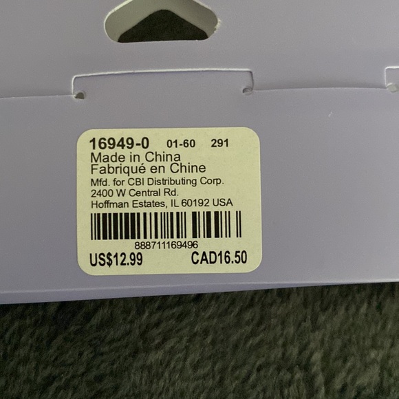 Claire's snake chain necklace $16.50 CAD retail NWT - Picture 2 of 2